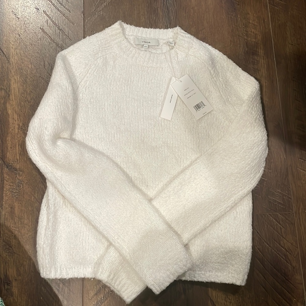 NEVER WORN, WITH TAGS Vince Camuto Sweater, Sixe XXS, color: 137 OWT( White)